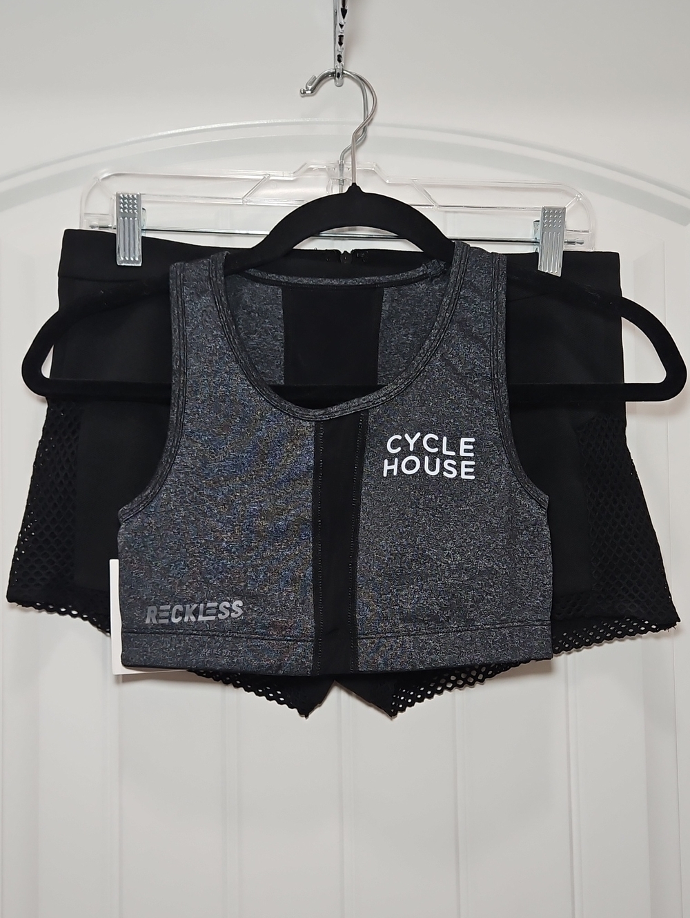 Young & Reckless Athletic Crop Top Sports Bra & Shorts Set Small New Women's